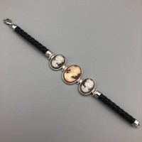 BRACCIALE CON CAMMEI