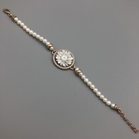 BRACCIALE CON CAMMEO E PERLE