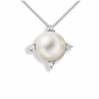 Pendente in oro 750% con diamanti e perla
