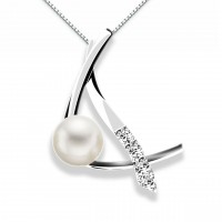Pendente in oro 750% con diamanti e perla