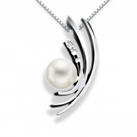 Pendente in oro 750% con diamanti e perla