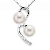 Pendente in oro 750% con diamanti e perla