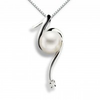 Pendente in oro 750% con diamanti e perla