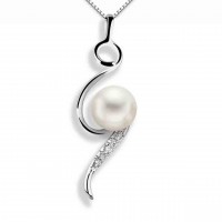 Pendente in oro 750% con diamanti e perla