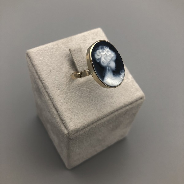 ANELLO CON CAMMEO