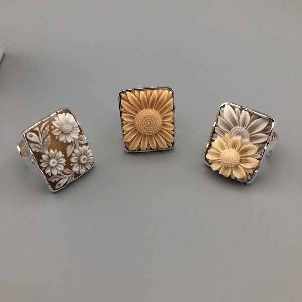 ANELLO CON CAMMEO