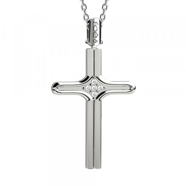 Croce in oro 750% con diamanti bianchi