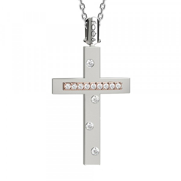 Croce in oro 750% con diamanti bianchi