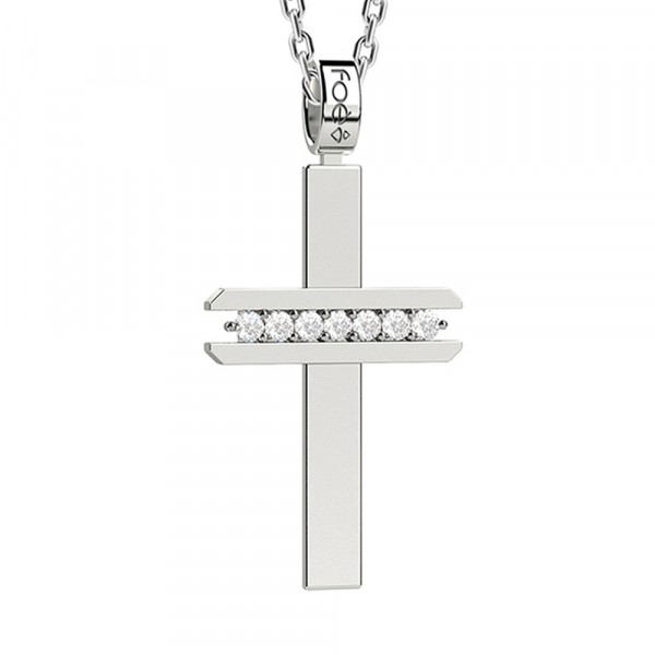Croce in oro 750% con diamanti bianchi