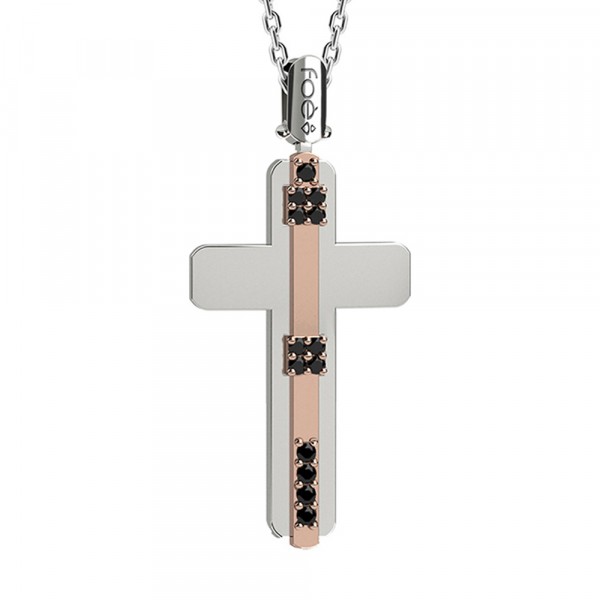 Croce in oro 750% con diamanti neri