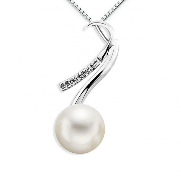 Pendente in oro 750% con diamanti e perla