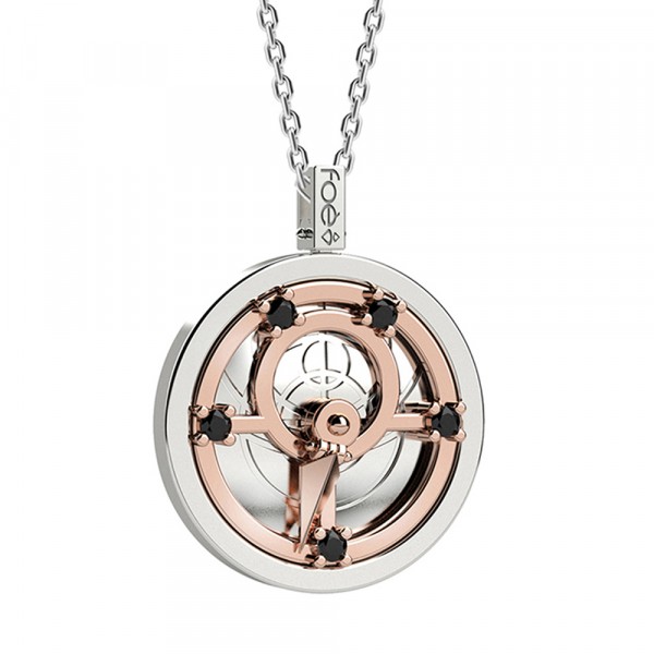 Pendente in oro 750% con diamanti neri